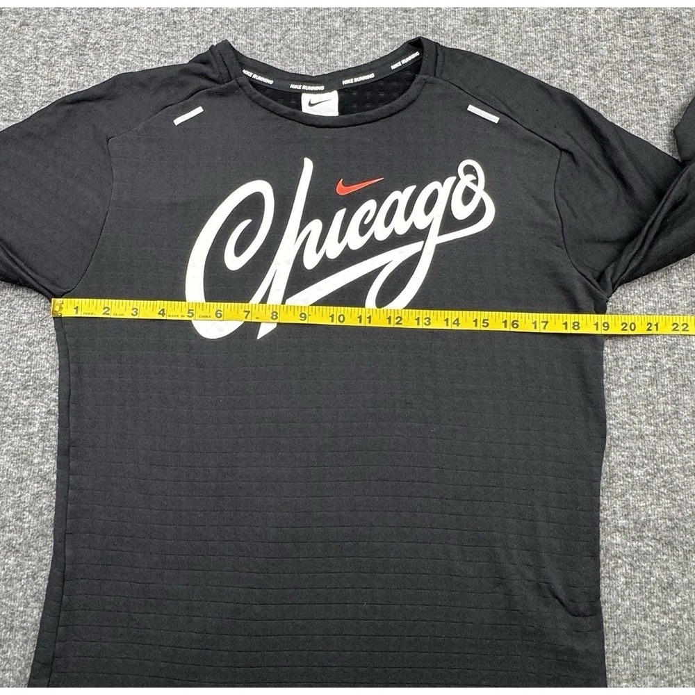 Nike Running Shirt Mens Small Black Therma Fit Waffle Pullover Chicago Marathon - Picture 2 of 16